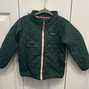 Patagonia Forest Green Quilted Jacket with Soft Pink Trim
